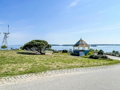 45 Eastern Promenade Portland ME 04101