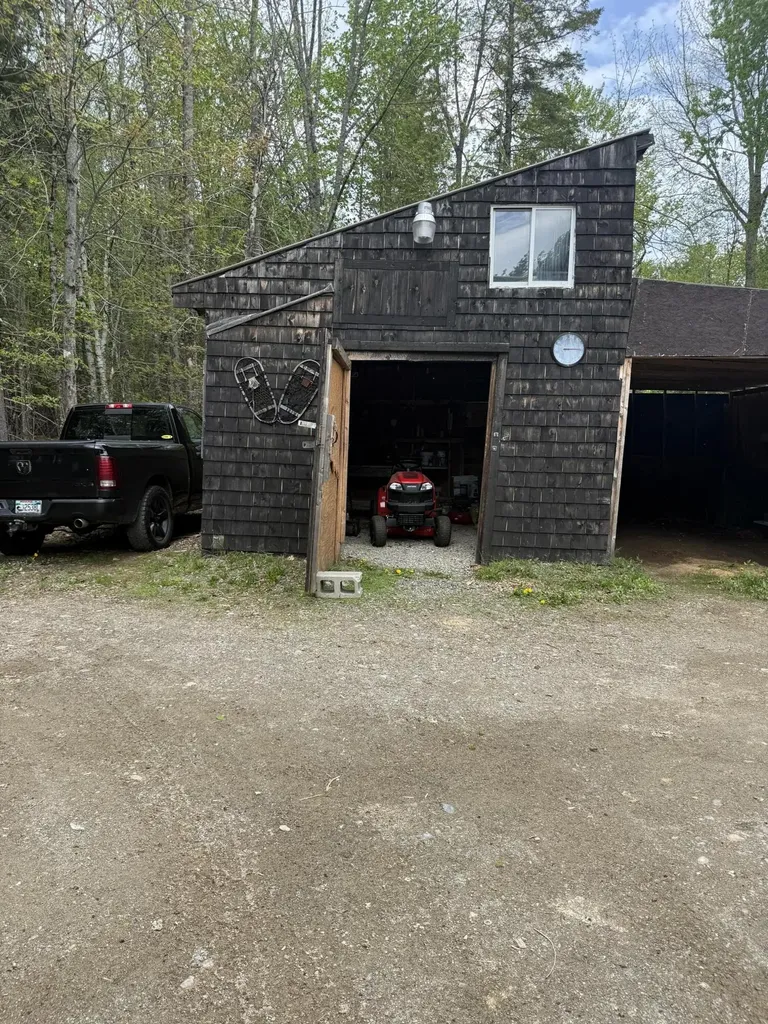 105 Cross Road Stetson ME 04488