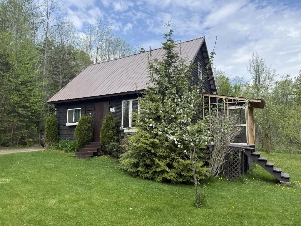 105 Cross Road Stetson ME 04488