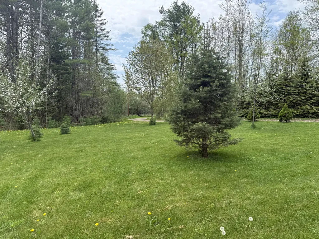 105 Cross Road Stetson ME 04488