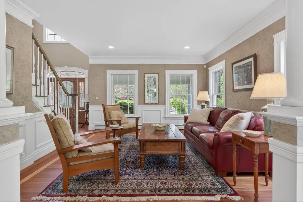 26 Veronica Lane Falmouth ME 04105
