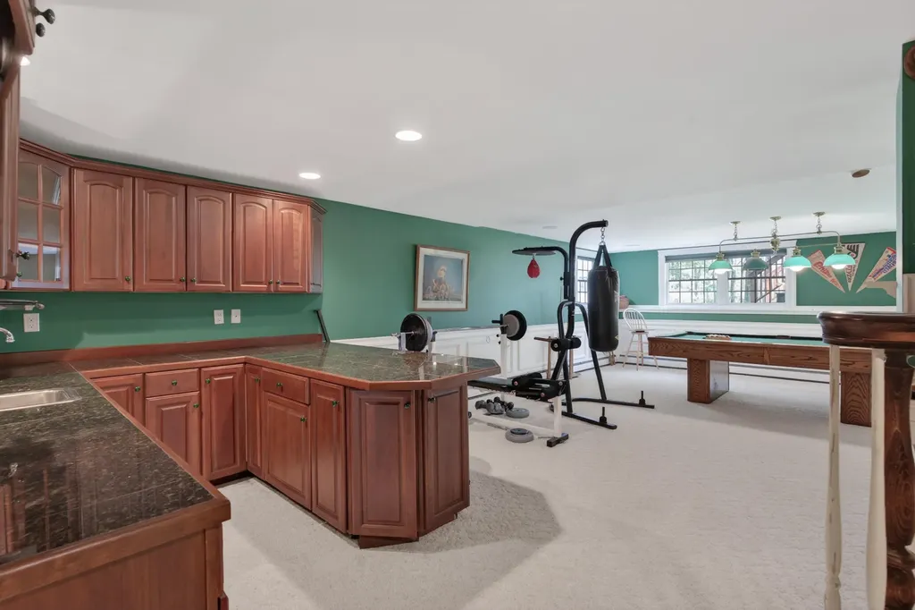 26 Veronica Lane Falmouth ME 04105