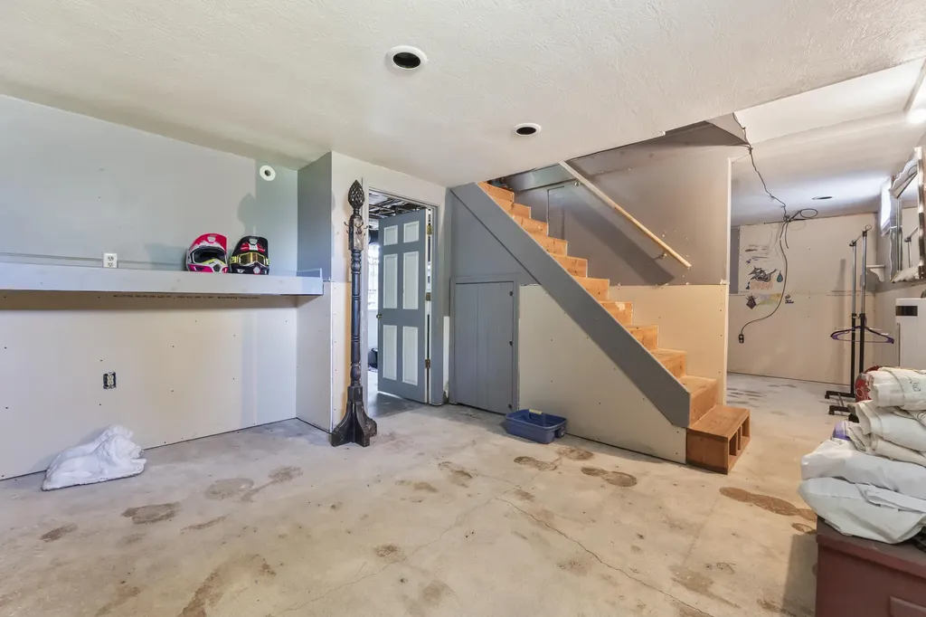 37 High Street Hollis ME 04042