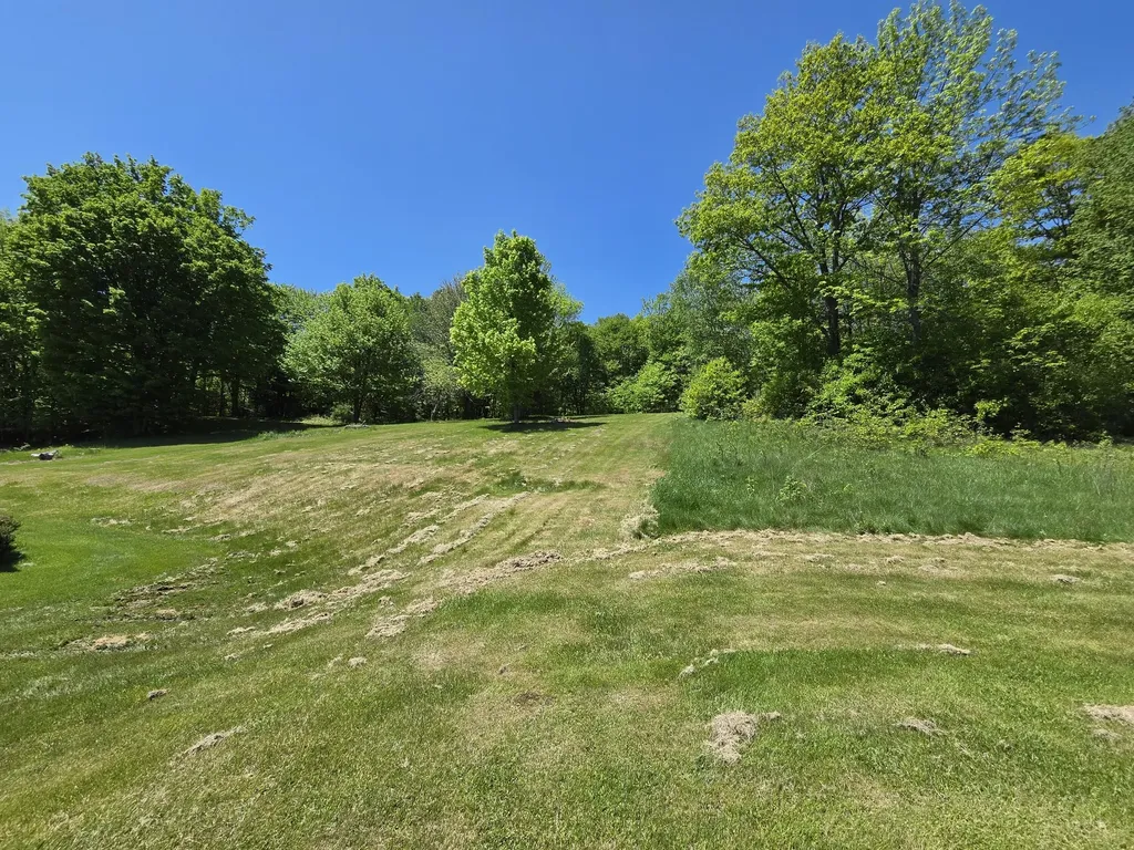 842 Brighton Hill Road Minot ME 04258