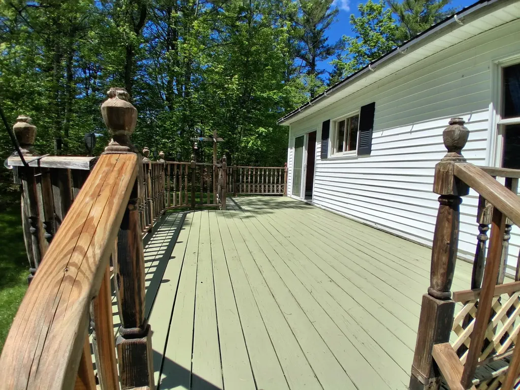 25 Brandy Lane Hudson ME 04449