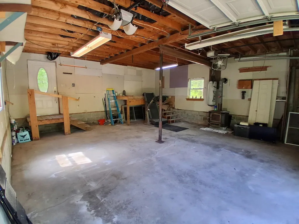25 Brandy Lane Hudson ME 04449