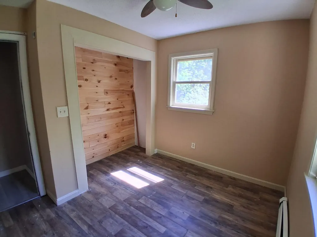 25 Brandy Lane Hudson ME 04449