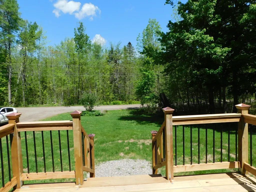 25 Brandy Lane Hudson ME 04449