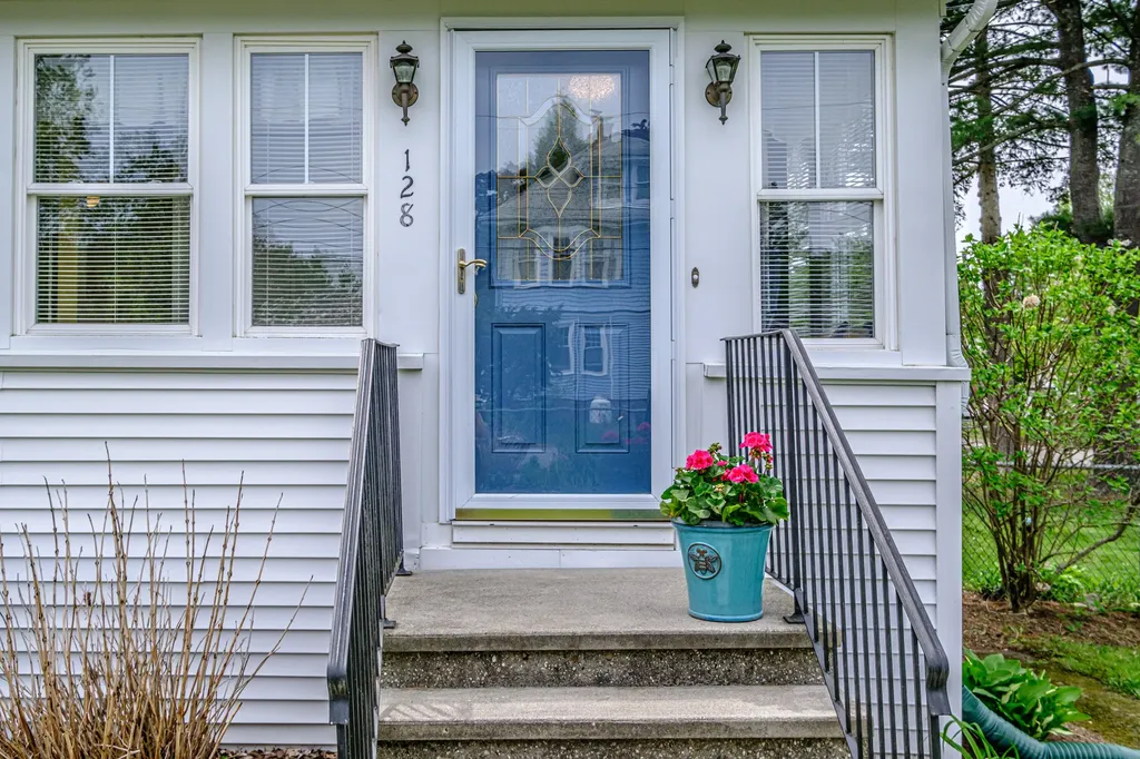128 Madeline Street Portland ME 04103