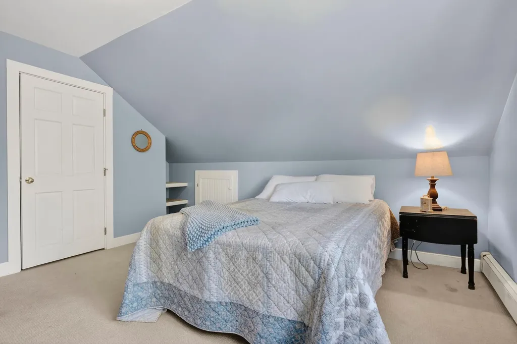 44 Jeffrey Road Minot ME 04258