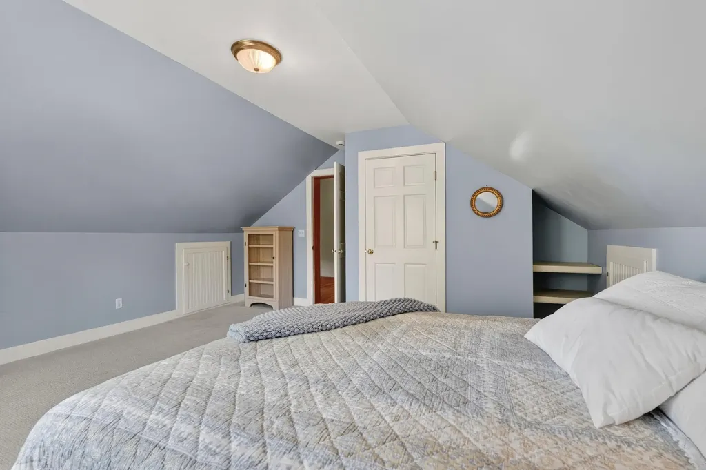 44 Jeffrey Road Minot ME 04258