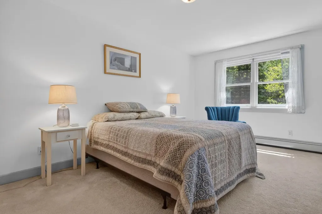 44 Jeffrey Road Minot ME 04258