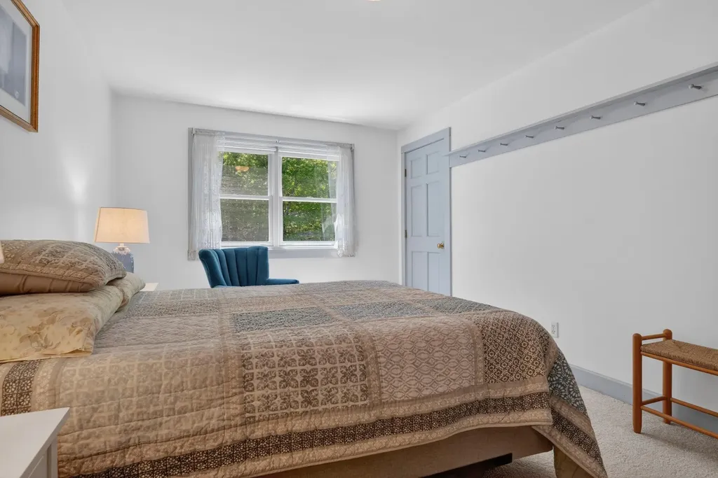 44 Jeffrey Road Minot ME 04258