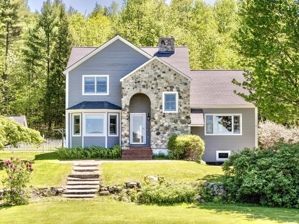 44 Jeffrey Road Minot ME 04258