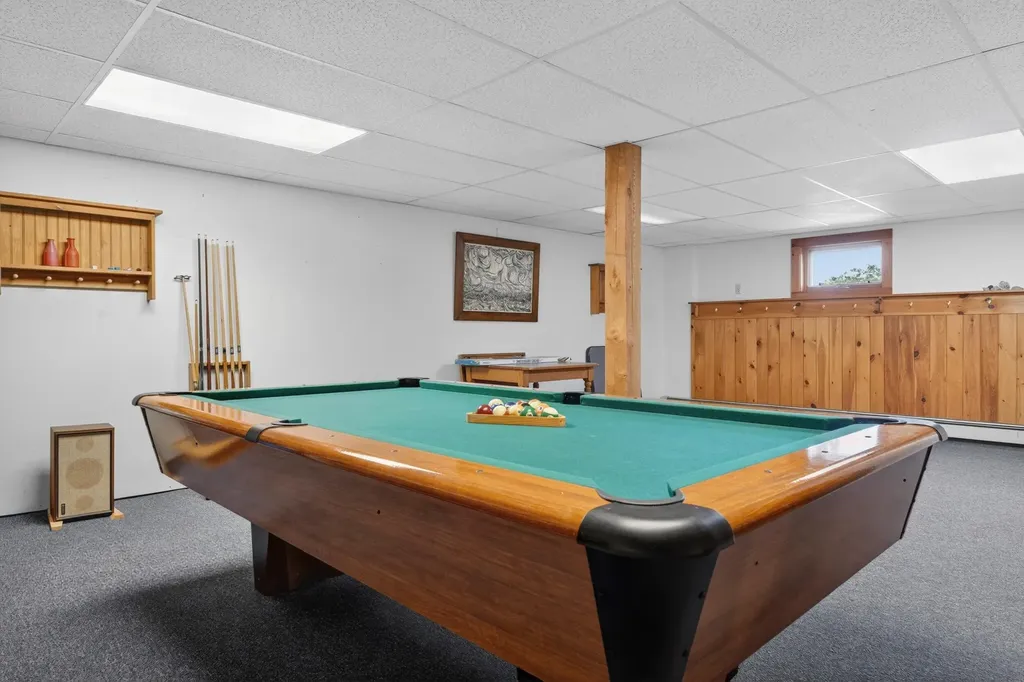 44 Jeffrey Road Minot ME 04258