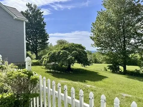 44 Jeffrey Road Minot ME 04258