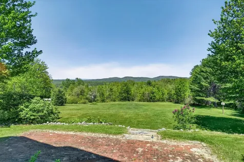 44 Jeffrey Road Minot ME 04258
