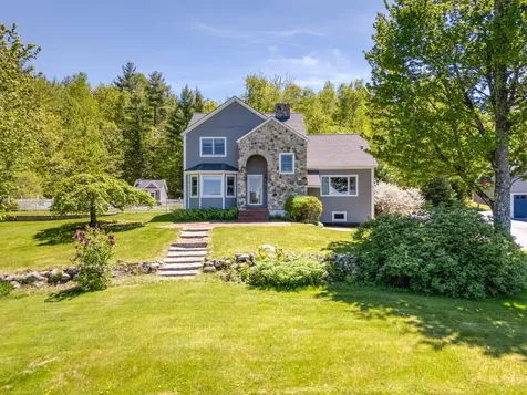 44 Jeffrey Road Minot ME 04258