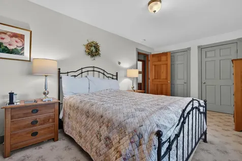 44 Jeffrey Road Minot ME 04258