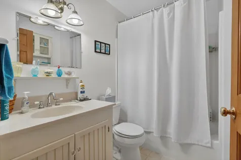 44 Jeffrey Road Minot ME 04258