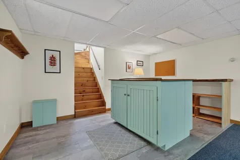 44 Jeffrey Road Minot ME 04258