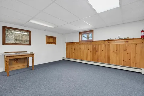 44 Jeffrey Road Minot ME 04258