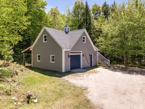 44 Jeffrey Road Minot ME 04258