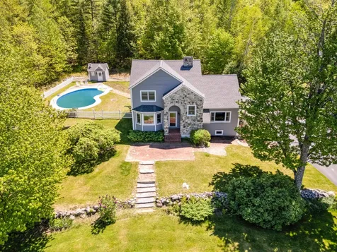 44 Jeffrey Road Minot ME 04258