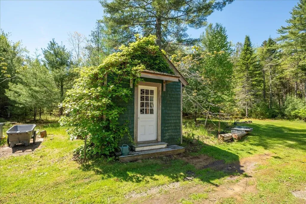 1145 Moosewood Lane Islesboro ME 04848
