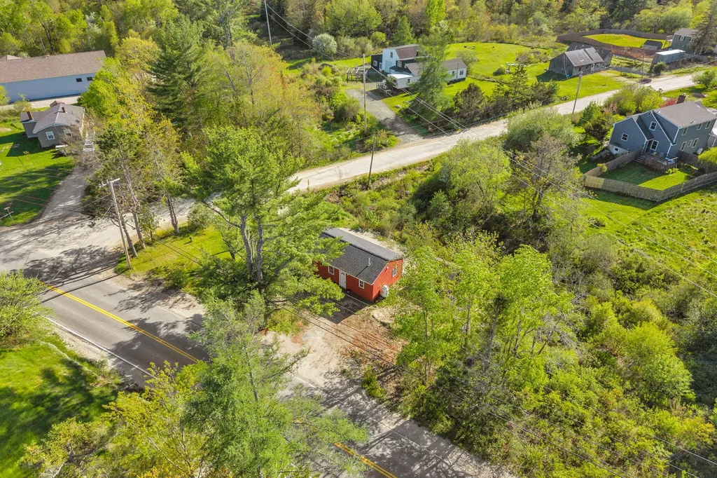 727 N Bend Road Surry ME 04684