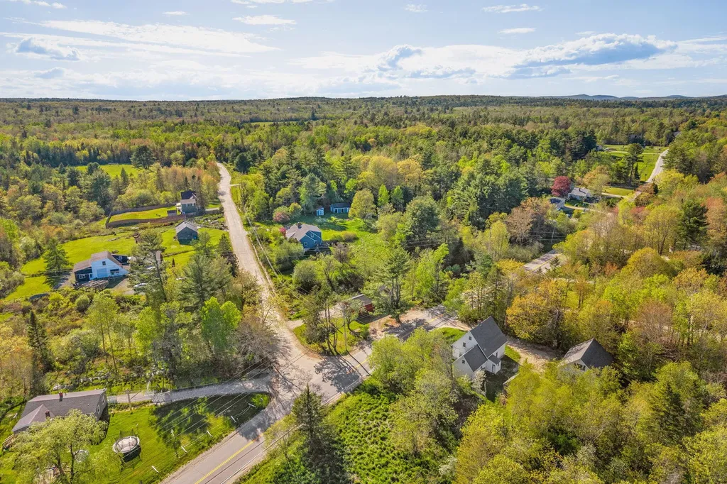 727 N Bend Road Surry ME 04684
