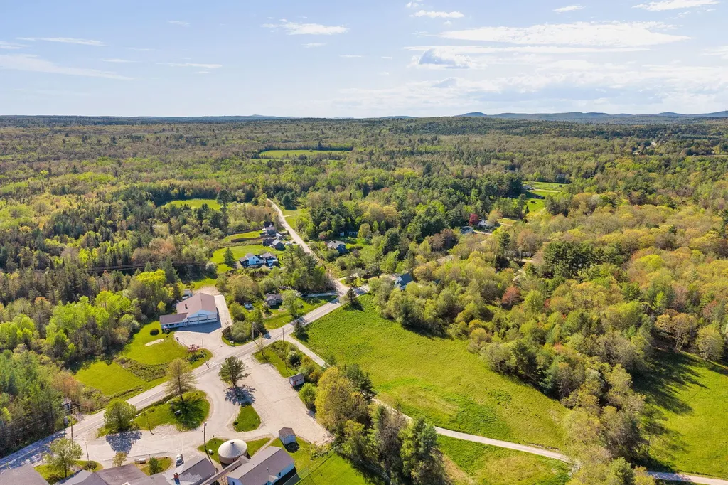 727 N Bend Road Surry ME 04684