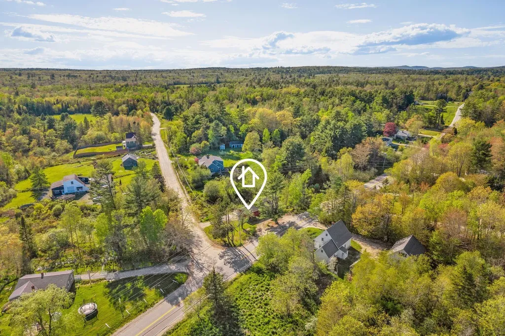 727 N Bend Road Surry ME 04684