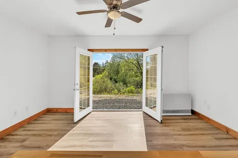 727 N Bend Road Surry ME 04684