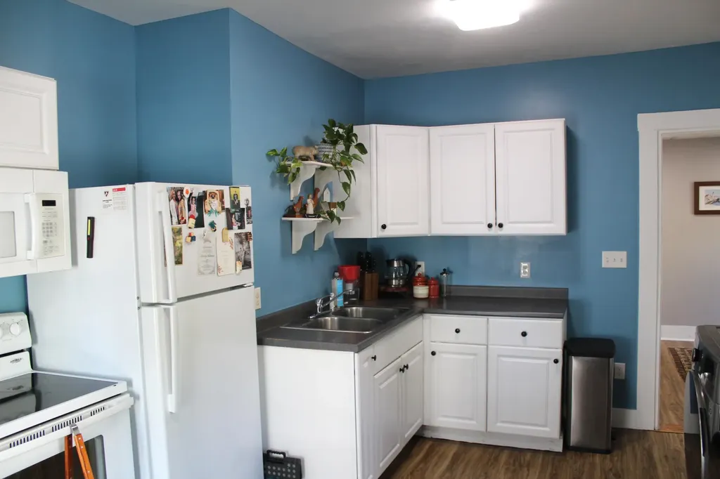 7 Grove Street Auburn ME 04210