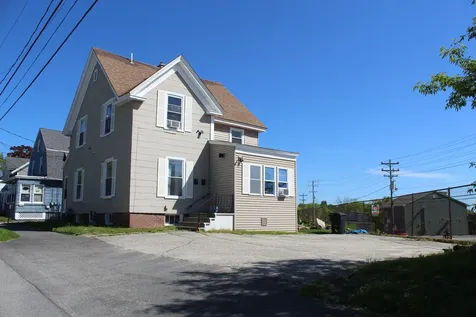 7 Grove Street Auburn ME 04210