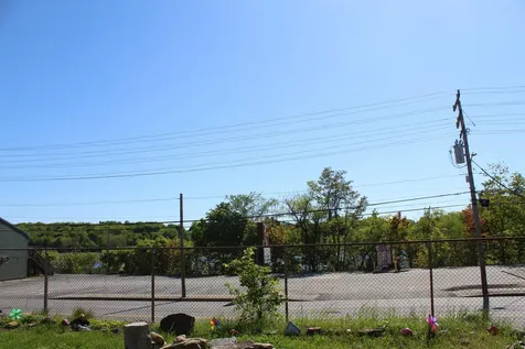 7 Grove Street Auburn ME 04210