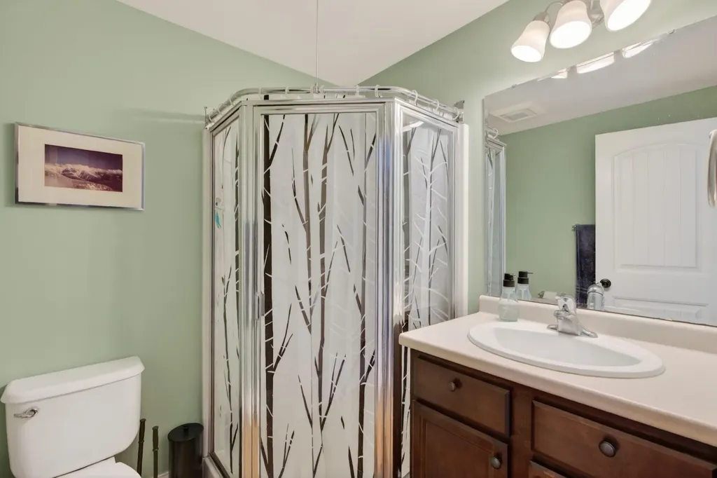 22 Poplar Hill Road Lebanon ME 04027