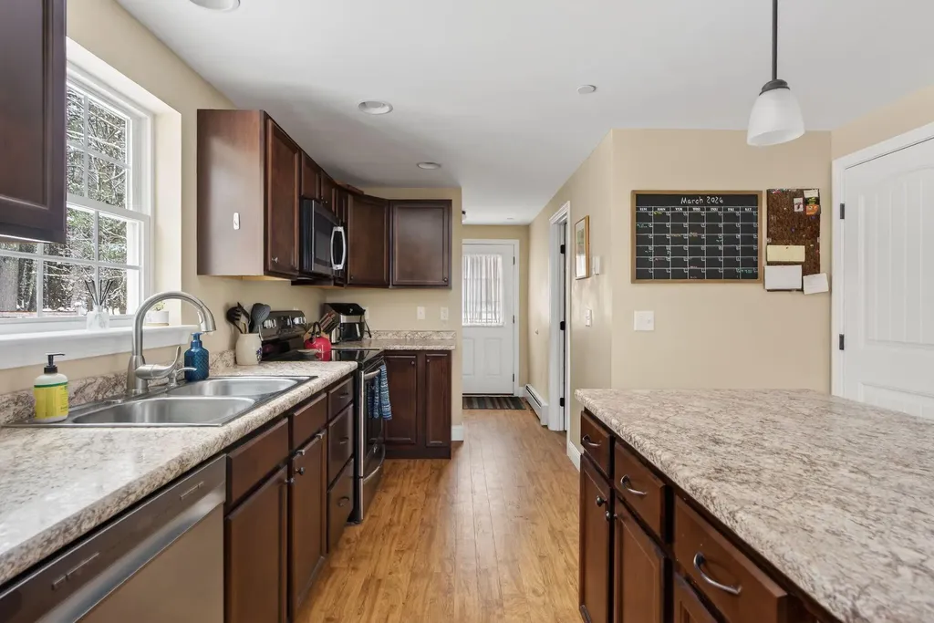 22 Poplar Hill Road Lebanon ME 04027