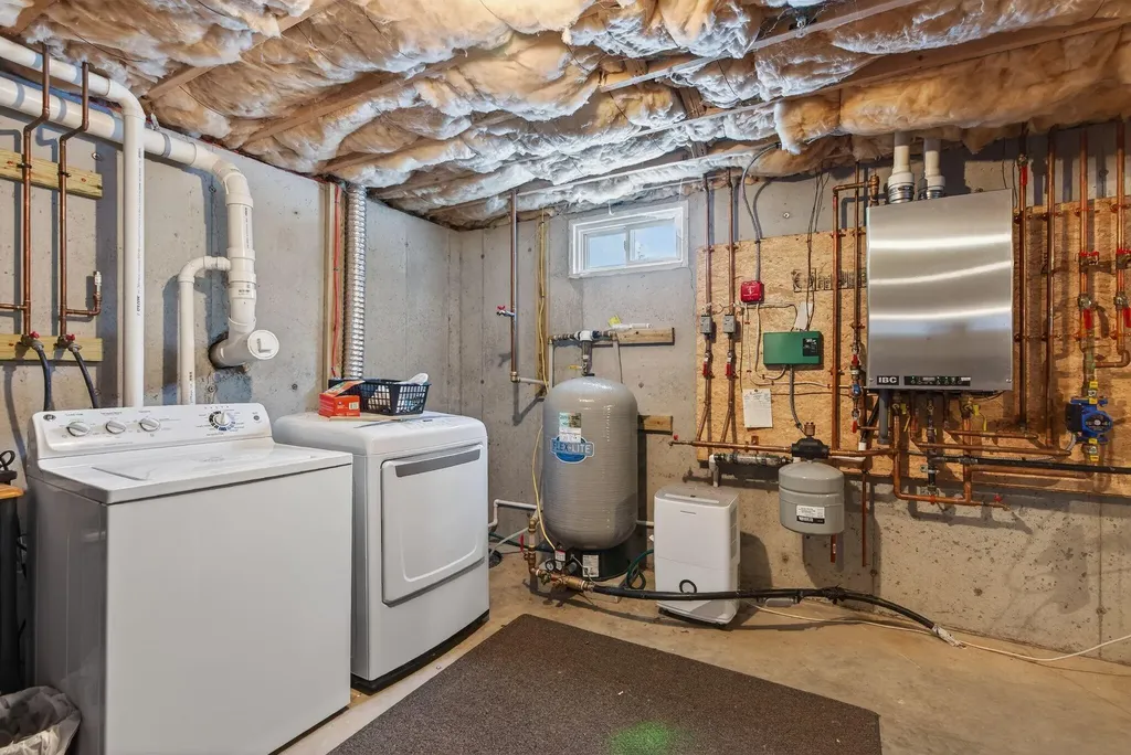 22 Poplar Hill Road Lebanon ME 04027