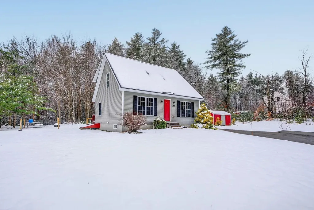 22 Poplar Hill Road Lebanon ME 04027
