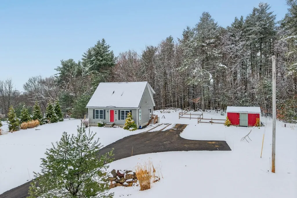 22 Poplar Hill Road Lebanon ME 04027
