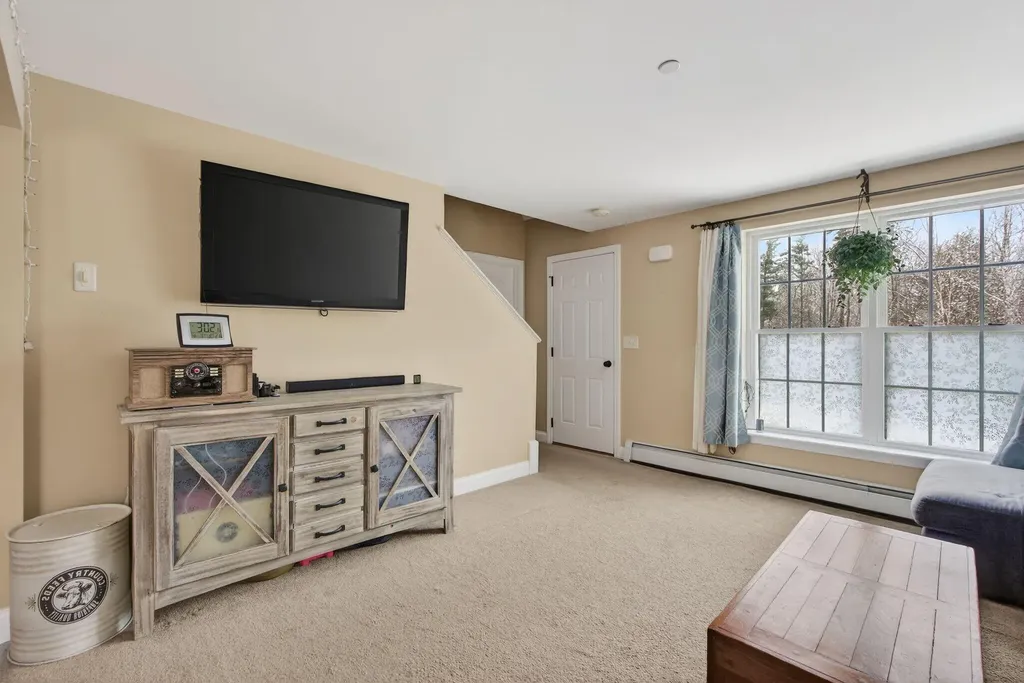 22 Poplar Hill Road Lebanon ME 04027