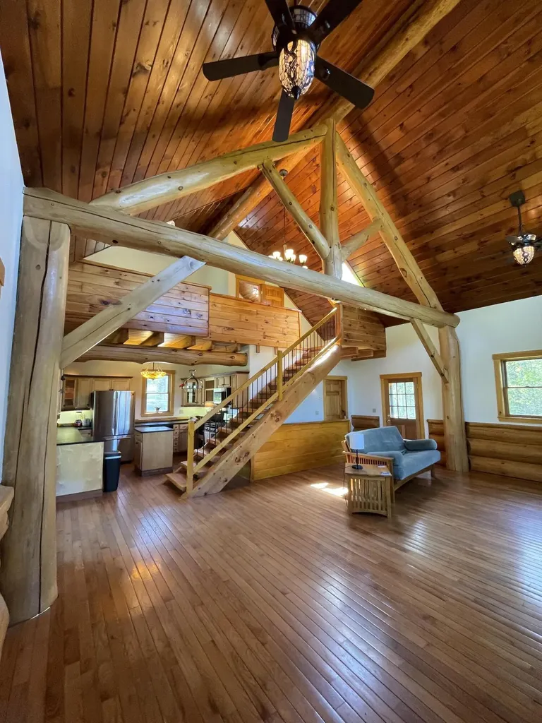 44 Holmes Lane Cushing ME 04563