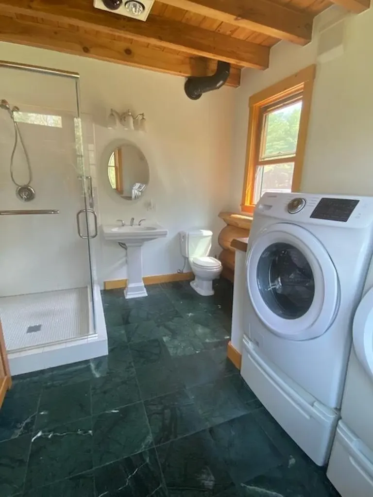 44 Holmes Lane Cushing ME 04563
