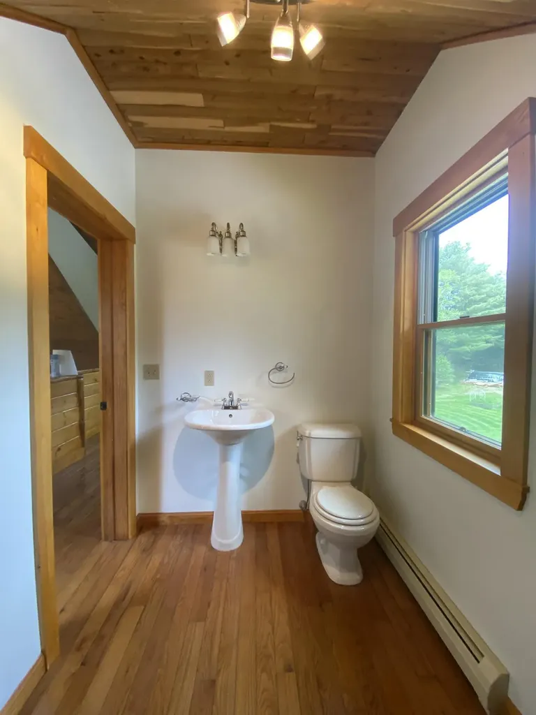 44 Holmes Lane Cushing ME 04563
