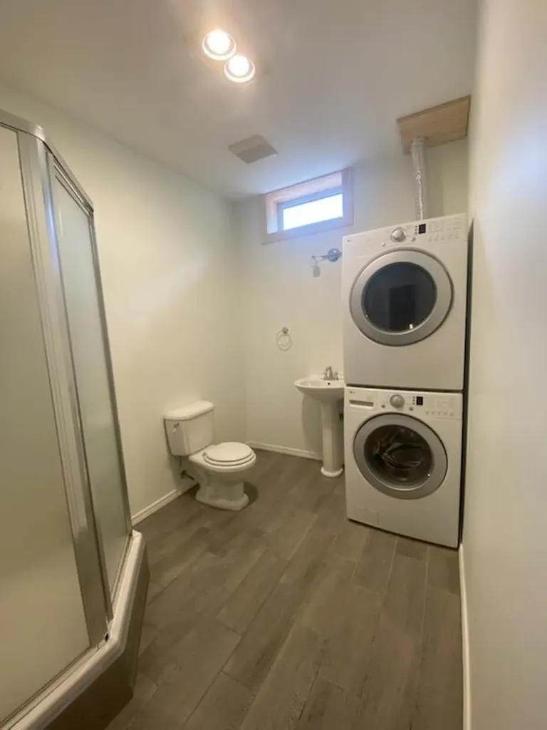 44 Holmes Lane Cushing ME 04563