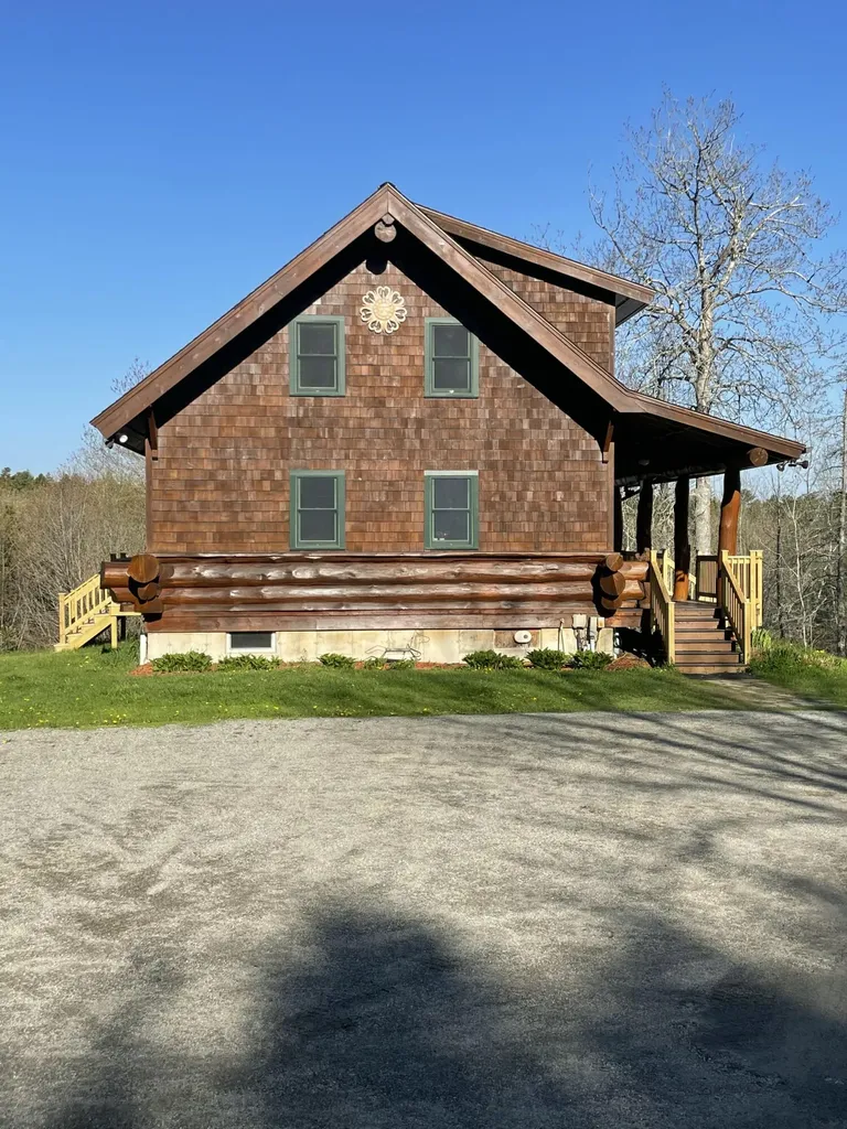 44 Holmes Lane Cushing ME 04563