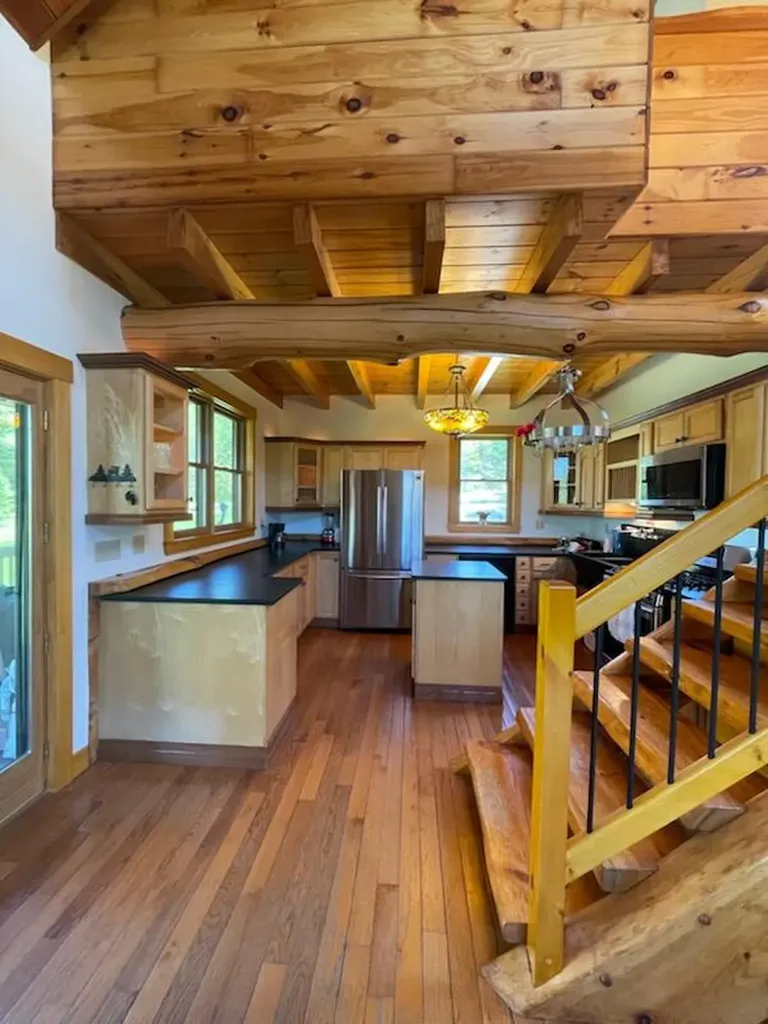 44 Holmes Lane Cushing ME 04563