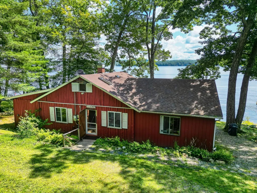 71 North Crane Lane Rome ME 04963